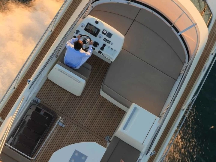 Pronájem Motorová loď v Giardini-Naxos -Prestige Prestige 450 Fly