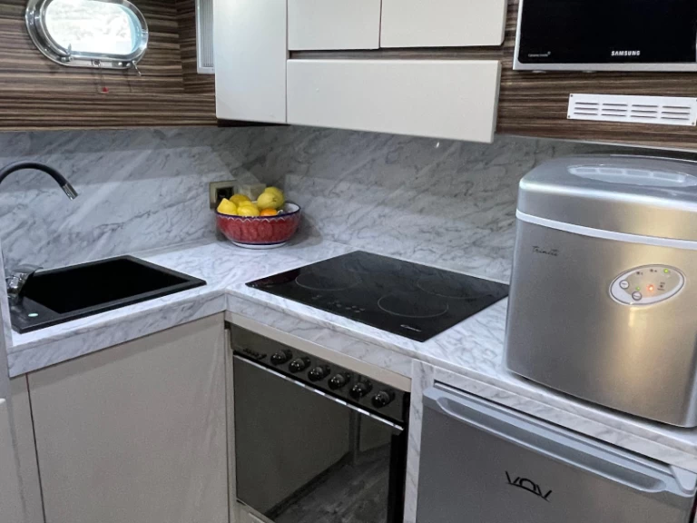 Jachta k pronájmu v Salerno za nejlepší cenu