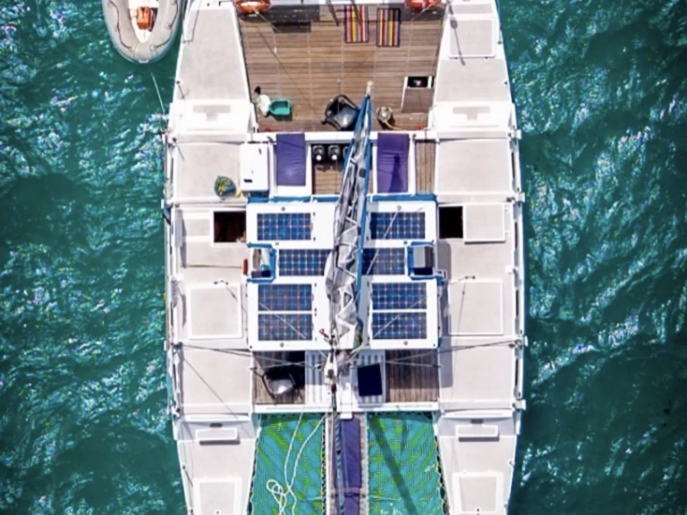 Pronájem Katamarán Custom Made s licencí