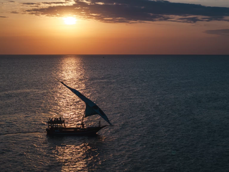 Pronajmout Katamarán se skipperem či ne Custom Made v Kendwa