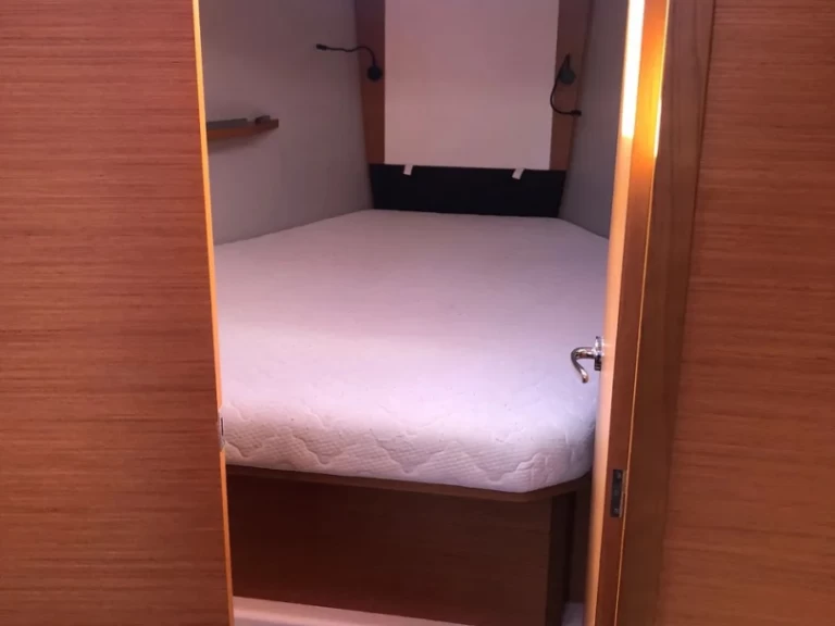 Plachetnice k pronájmu v Palermo za nejlepší cenu