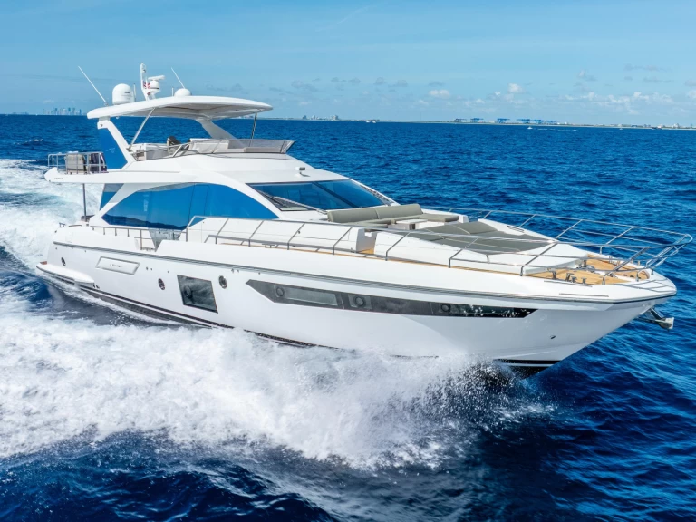 Pronájem Jachta v Miami -Azimut Azimut 72 Fly