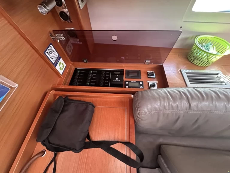 Pronájem Plachetnice v Saltsjö-duvnäs -Dufour Dufour 460 Grand Large