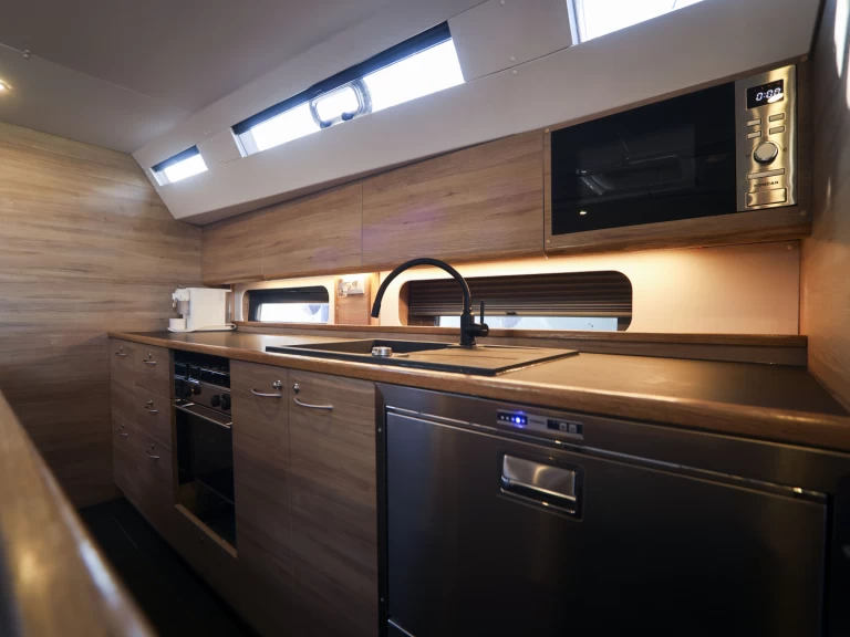 Pronájem Plachetnice D&D Yacht s licencí