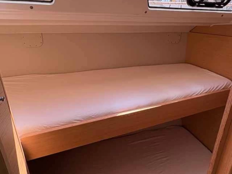 Pronajmout Plachetnice se skipperem či ne Dufour v Procida