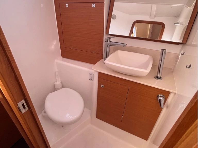 Plachetnice k pronájmu v Palermo za nejlepší cenu