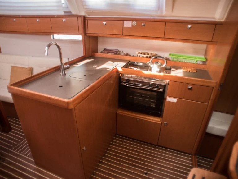 Pronájem Plachetnice Bavaria s licencí