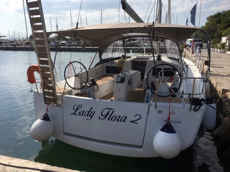 Pronájem jachty v Nikiána -Jeanneau Sun Odyssey 490 na Samboatu