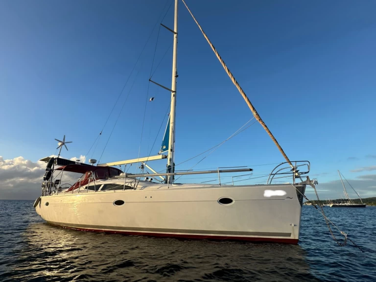 Pronajmout si Elan Elan 434 v Pointe-à-Pitre