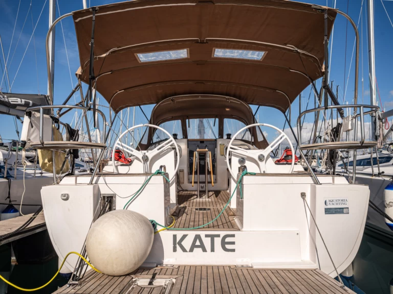 Pronajmout Plachetnice se skipperem či ne Elan v Pirovac