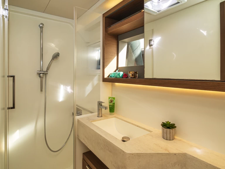 Pronájem Katamarán v Alimos -Lagoon Lagoon 50