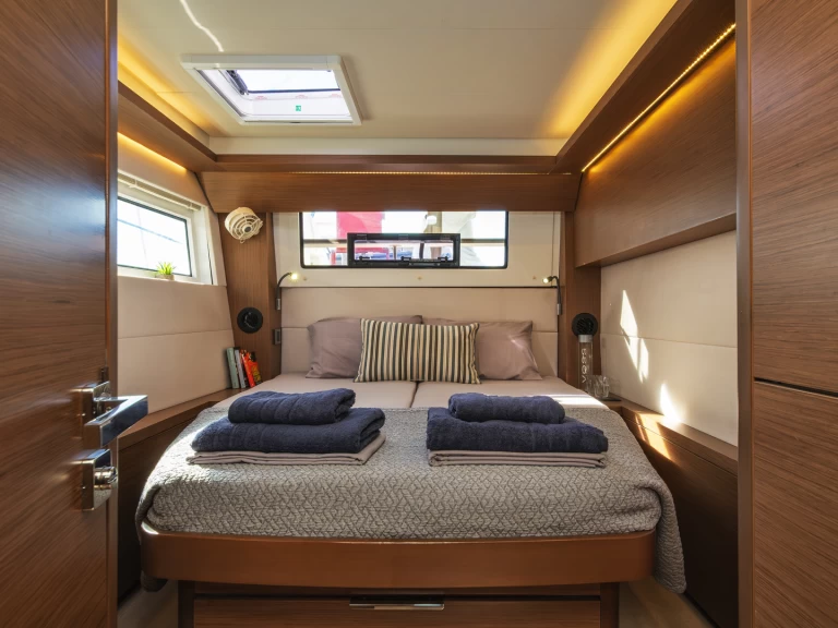 Pronájem lodi Lagoon Lagoon 50 v Alimos na Samboatu