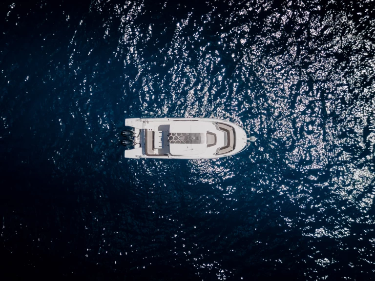 Motorová loď k pronájmu v Le Gosier za nejlepší cenu