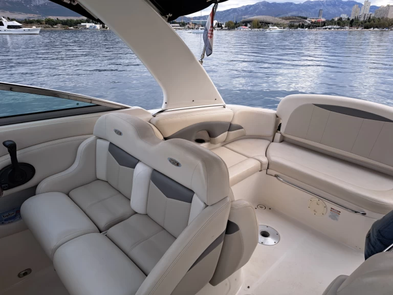 Chaparral 275 ssi jednotlivci a charterové společnosti v Split