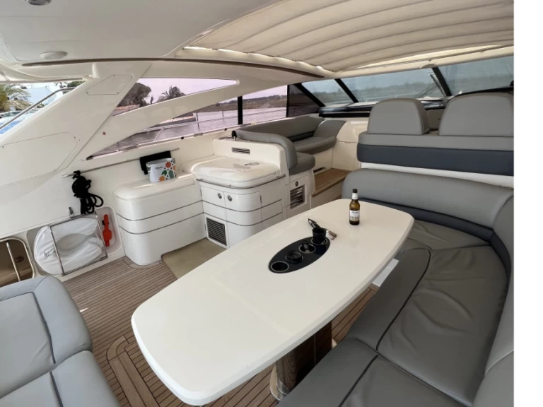 Pronajmout si Princess Princess V58 v Roses