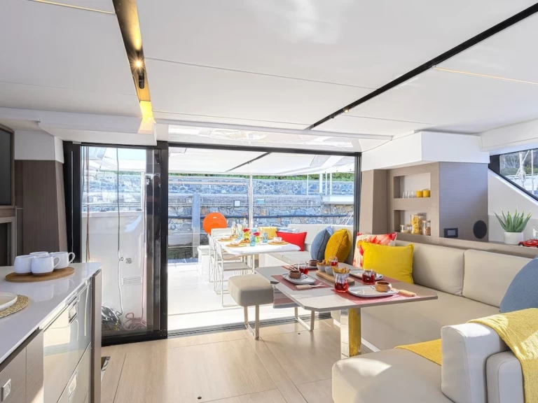 Pronajmout si Leopard Moorings 4600 - 4 v Placencia