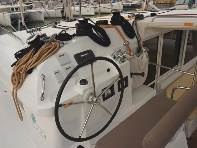 Pronájem lodi Lagoon Lagoon 400 S2[G] v Gouvia na Samboatu