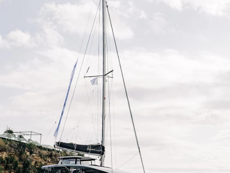 Lagoon Lagoon 42 jednotlivci a charterové společnosti v Kalamata