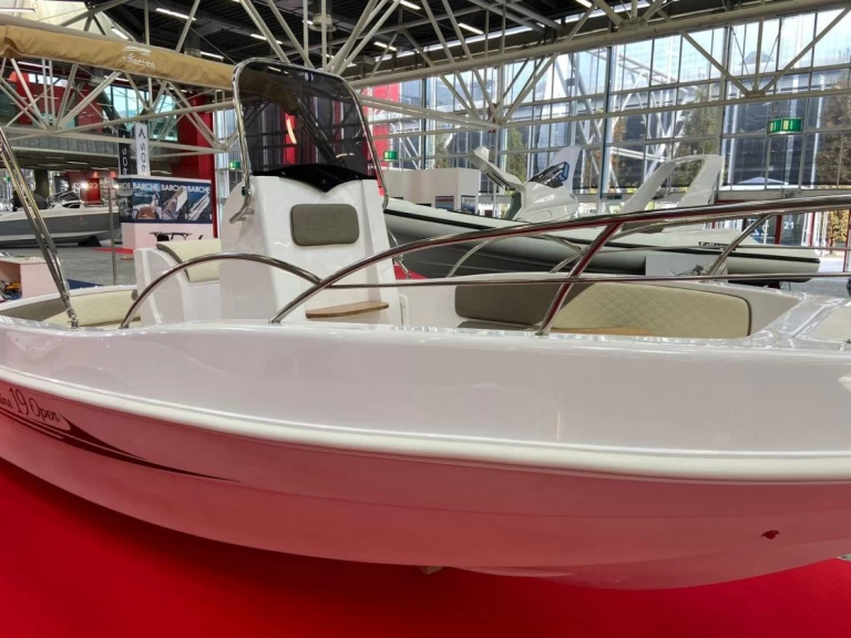 Pronájem lodi marinesite Marine 19 Open  A v Sirmione na Samboatu