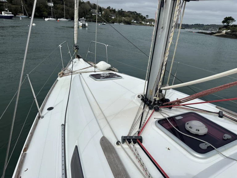 Pronájem lodi Jeanneau Sun Odyssey 33i v Port de Trébeurden na Samboatu
