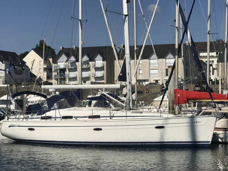 Pronájem lodi Locmiquélic lákavé ceny Bavaria 39 Cruiser