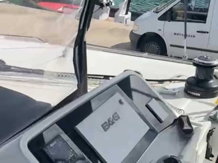 Lagoon Lagoon 450 F jednotlivci a charterové společnosti v Sant Antoni de Portmany