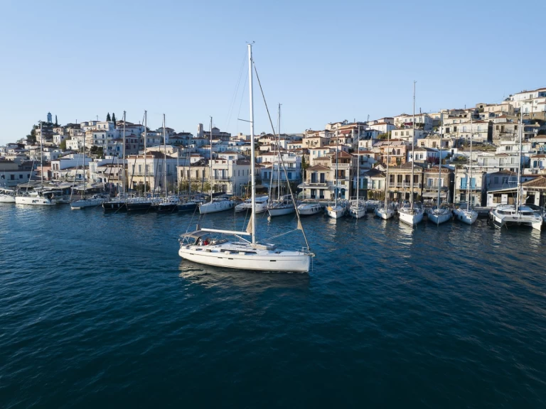 Pronájem Plachetnice v Alimos -Bavaria Cruiser 51