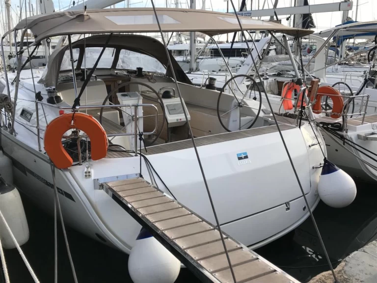 Bavaria Cruiser 51 jednotlivci a charterové společnosti v Mykonos (ostrov)