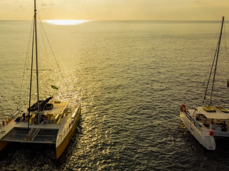 Pronájem lodi Negril lákavé ceny Custom made