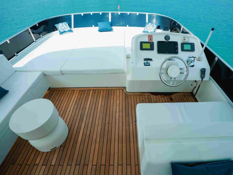 Pronájem lodi HAYSEA 92 v Dubai Marina na Samboatu