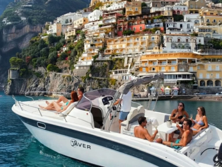 Pronájem lodi Amalfi Coast lákavé ceny Saver 720 WA