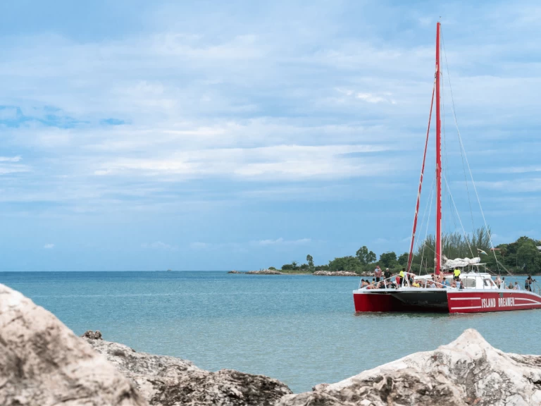 Pronájem Katamarán v Montego Bay -Custom CUSTOM MADE