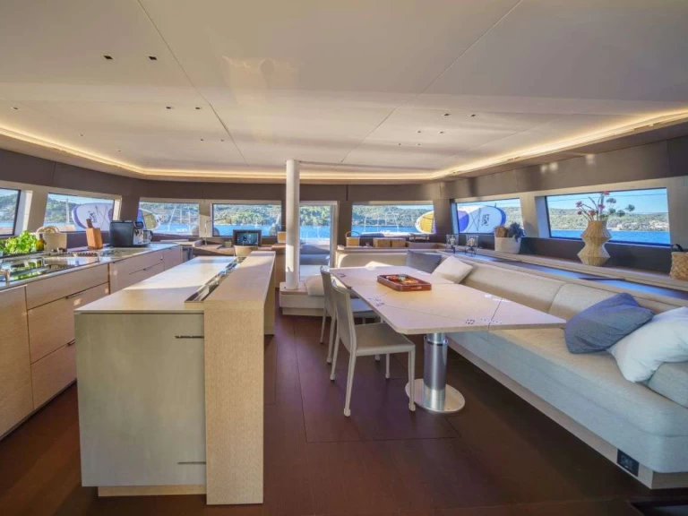 Pronájem jachty v Britské Panenské ostrovy -Lagoon PALOMA na Samboatu