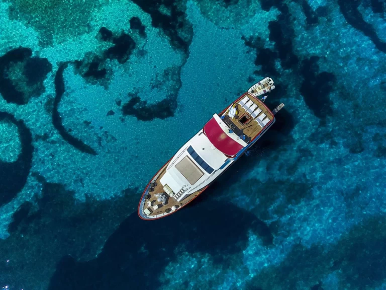 Pronajmout si Custom KORAB v Općina Rijeka