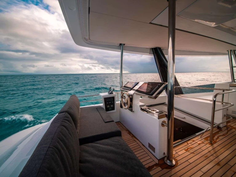 Pronájem lodi Lagoon SERENITY VII v Nassau na Samboatu