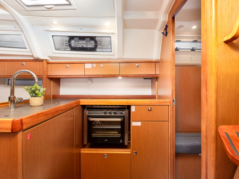 Pronájem Plachetnice Bavaria s licencí