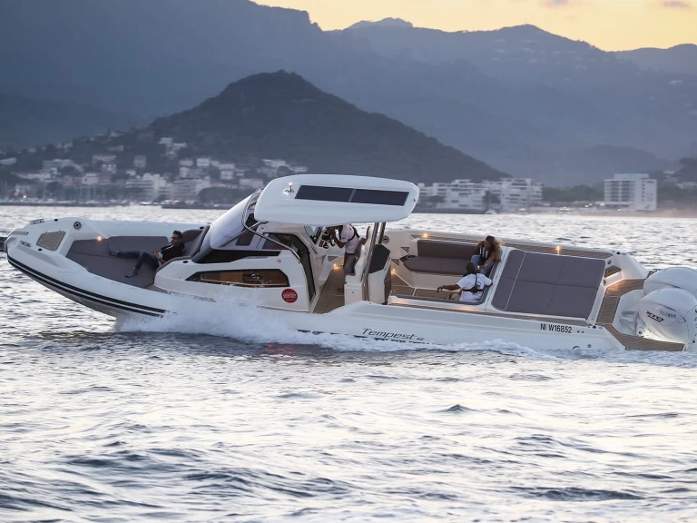 Pronájem lodi Capelli Tempest 42 v Marine de Sant'Ambrogio na Samboatu