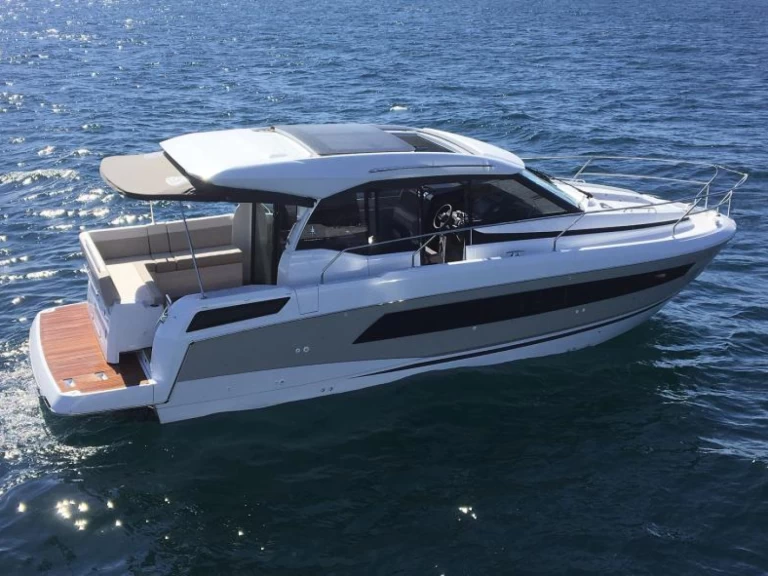 Pronájem Motorová loď v Barth -Jeanneau NC 33