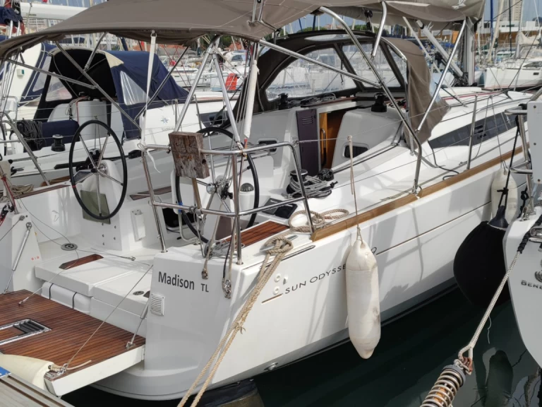 Pronájem jachty v Toulon -Jeanneau Sun Odyssey 349 na Samboatu