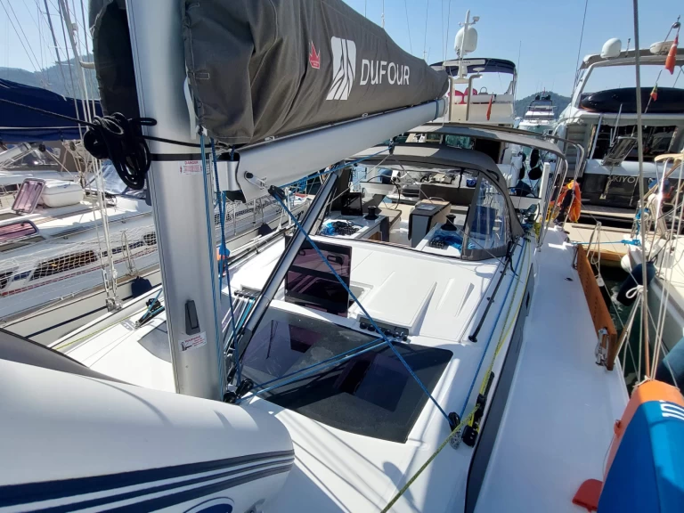 Pronajmout si Dufour Dufour 41 v Göcek 