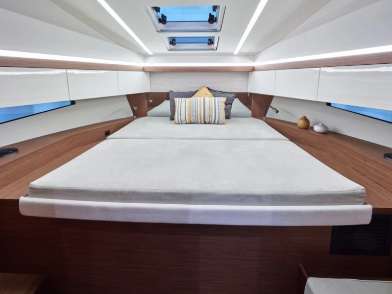 Motorová loď k pronájmu v Barth za nejlepší cenu