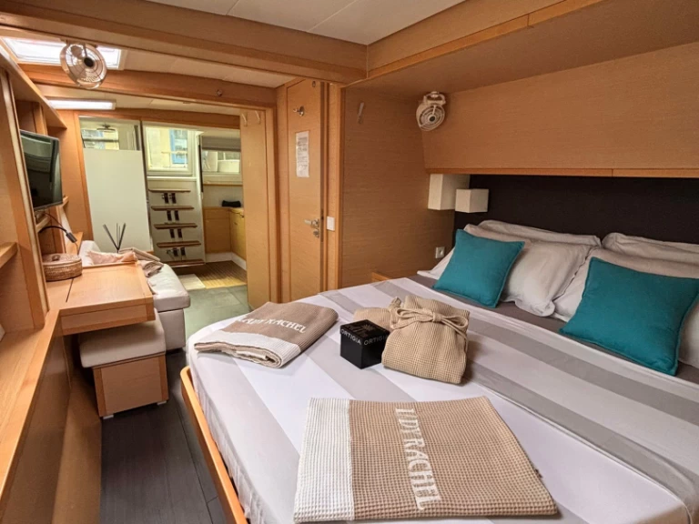 Katamarán k pronájmu v Capo d'Orlando za nejlepší cenu