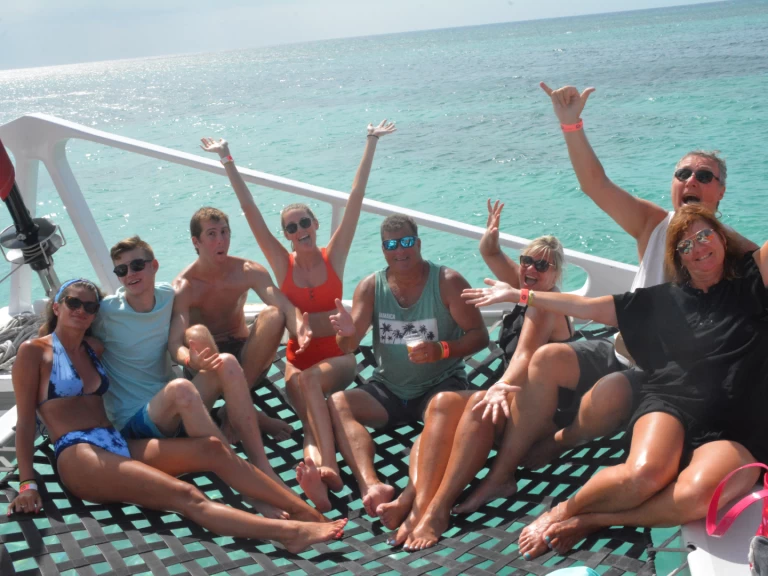 Pronajmout Katamarán se skipperem či ne Custom Made v Montego Bay