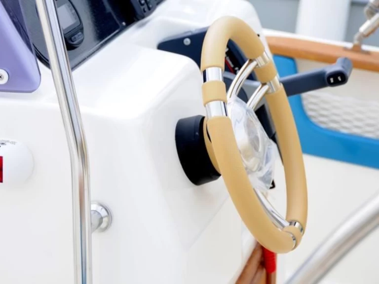 Pronájem lodi marinesite Marine 18 v Sirmione na Samboatu