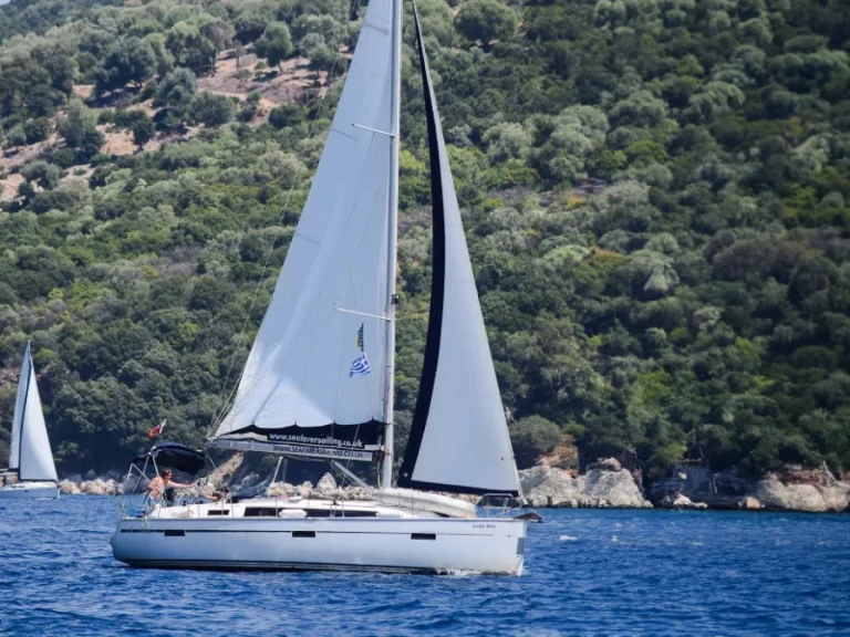 Pronájem Plachetnice Bavaria s licencí