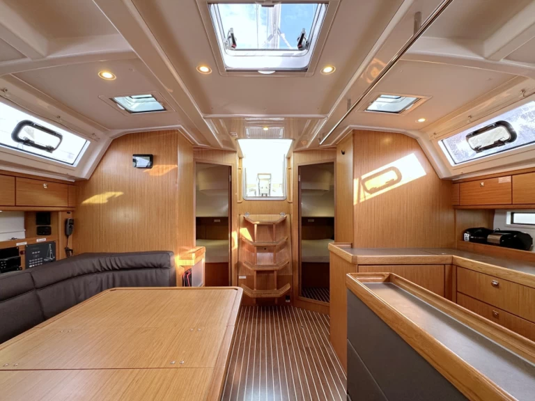 Pronajmout si Bavaria Cruiser 46 v Rogoznica