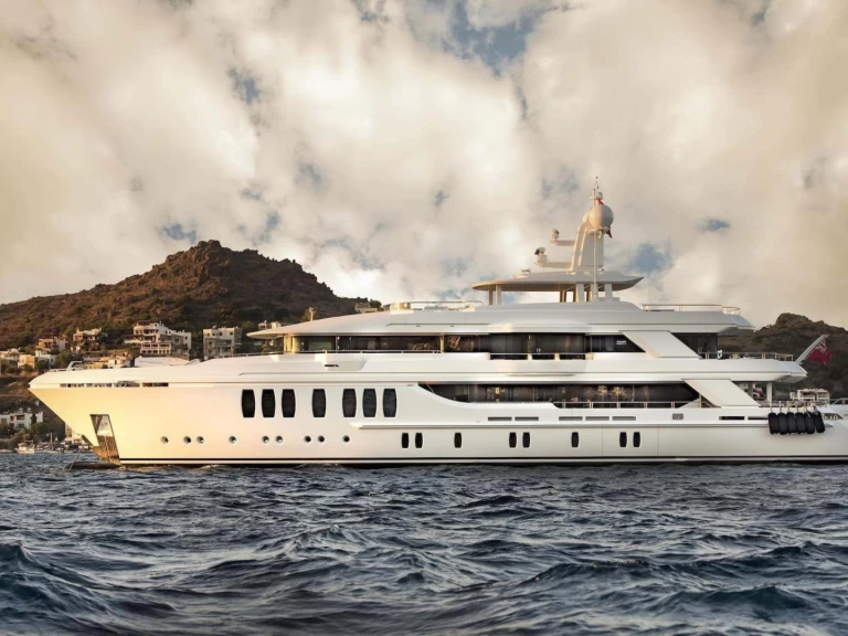 Pronájem Jachta v Dubai Marina -CMB YACHTS 154