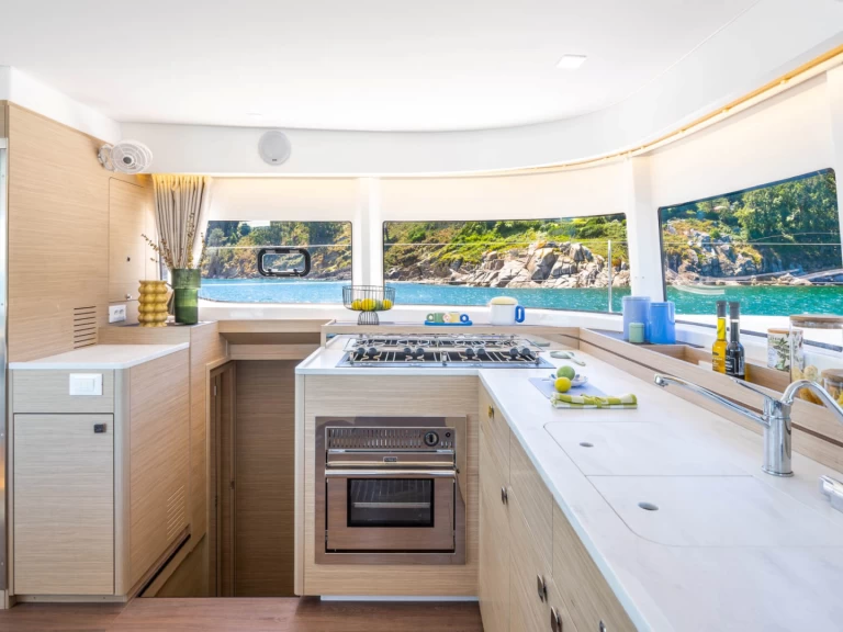 Pronájem Katamarán v Lavrio -Lagoon Lagoon 43