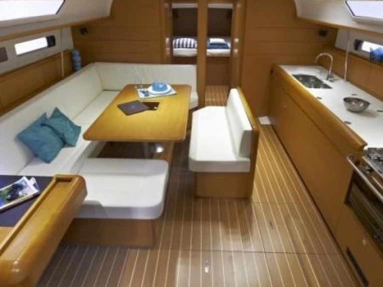 Pronájem lodi Jeanneau Sun Odyssey 479 v Donji Seget na Samboatu
