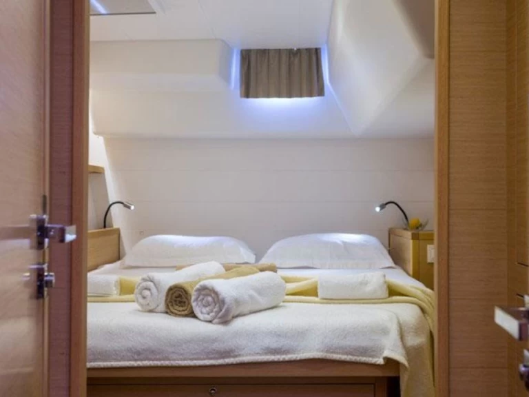 Pronájem lodi Lagoon Lagoon 450 F v Vlychada na Samboatu